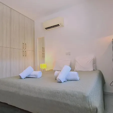 Apartment W